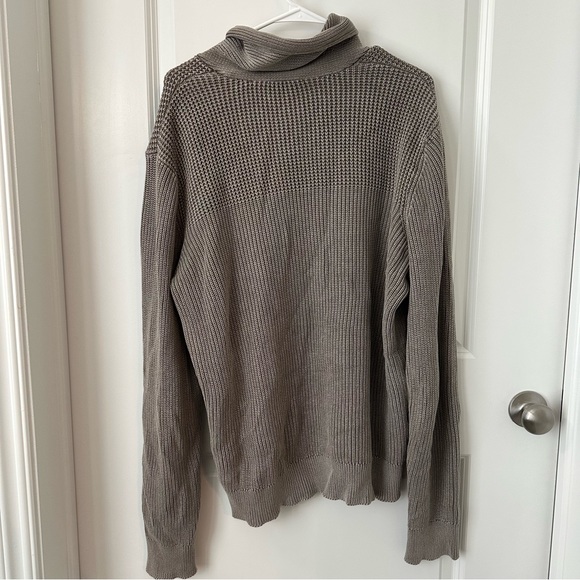 Express Men’s Shawl Collar Pullover Sweater - Picture 3 of 3